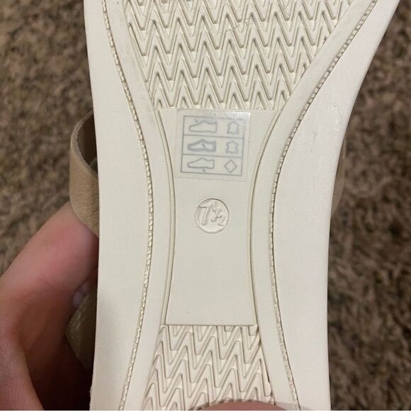 NWOB Eileen Fisher Sola Tumbled Nubuck Leather Sneaker Sandal - Picture 9 of 9